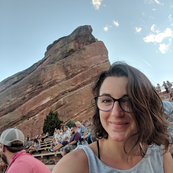 Meet your Posher, Joanna - Picture 1 of 1